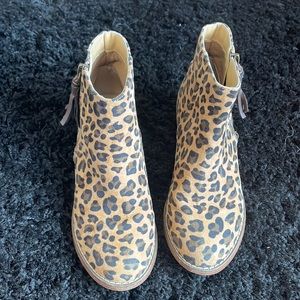 Girls Tucker + Tate Leopard Booties